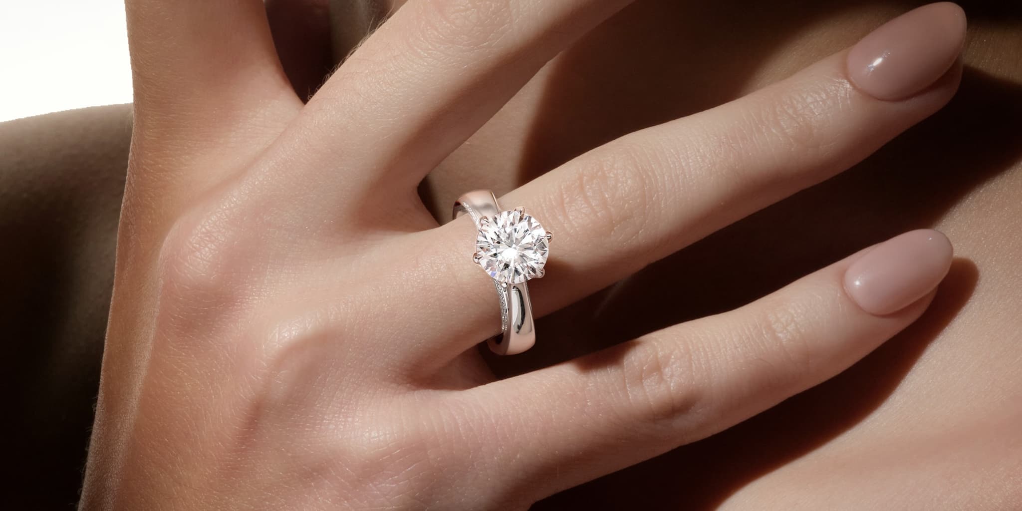 Rekomendasi Cincin Tunangan Terbaru dari MONDIAL Berhiaskan Branded Diamond Brilliant Rose