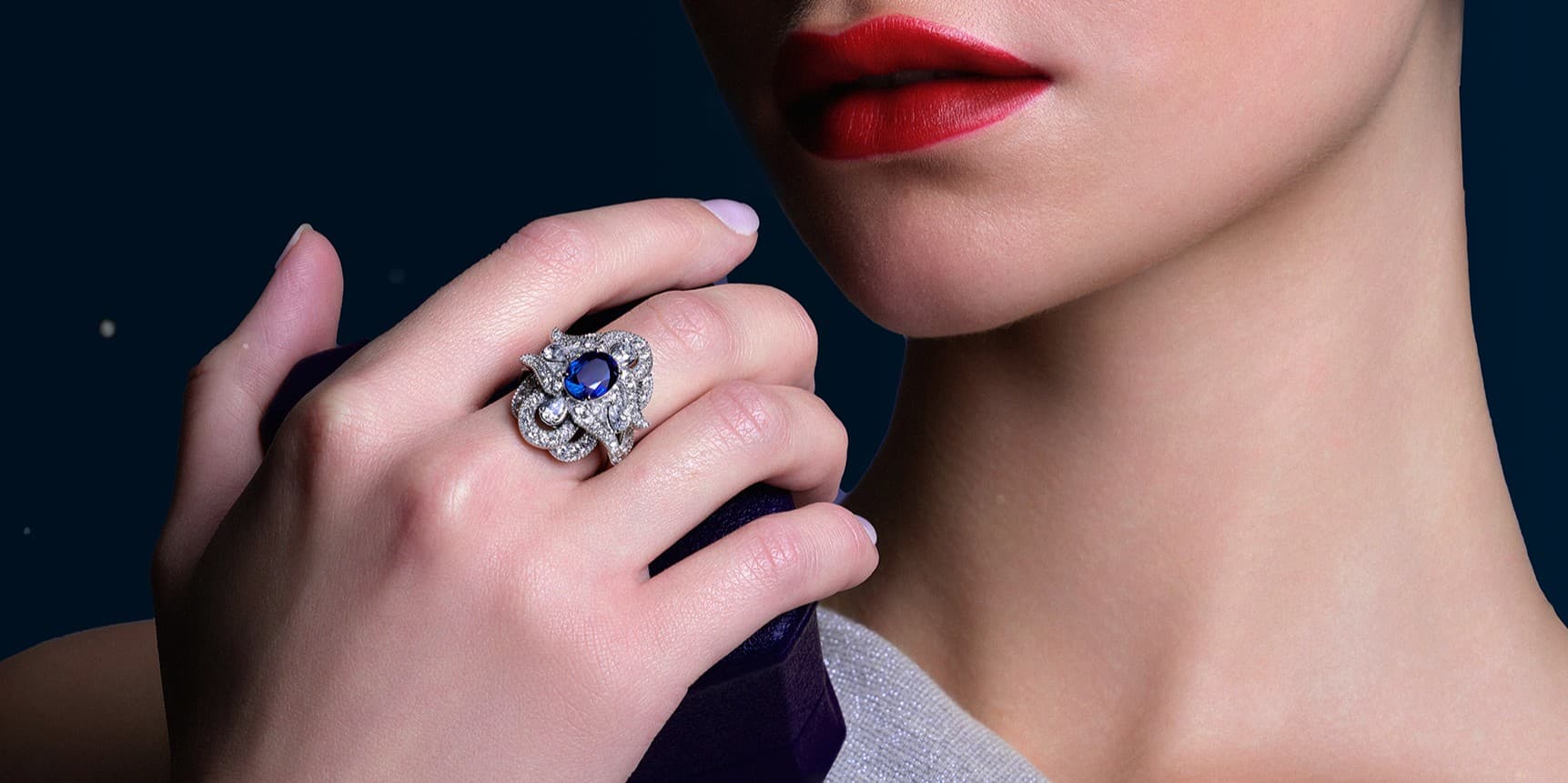 Tampil Eye Catching dengan Blue Sapphire Ring Desain Terunik MONDIAL!
