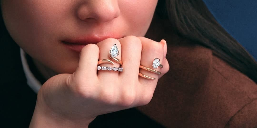 Mengenal Apa Itu Stacking Diamond Rings dan Rahasia Styling-nya dalam Dunia High Jewelry
