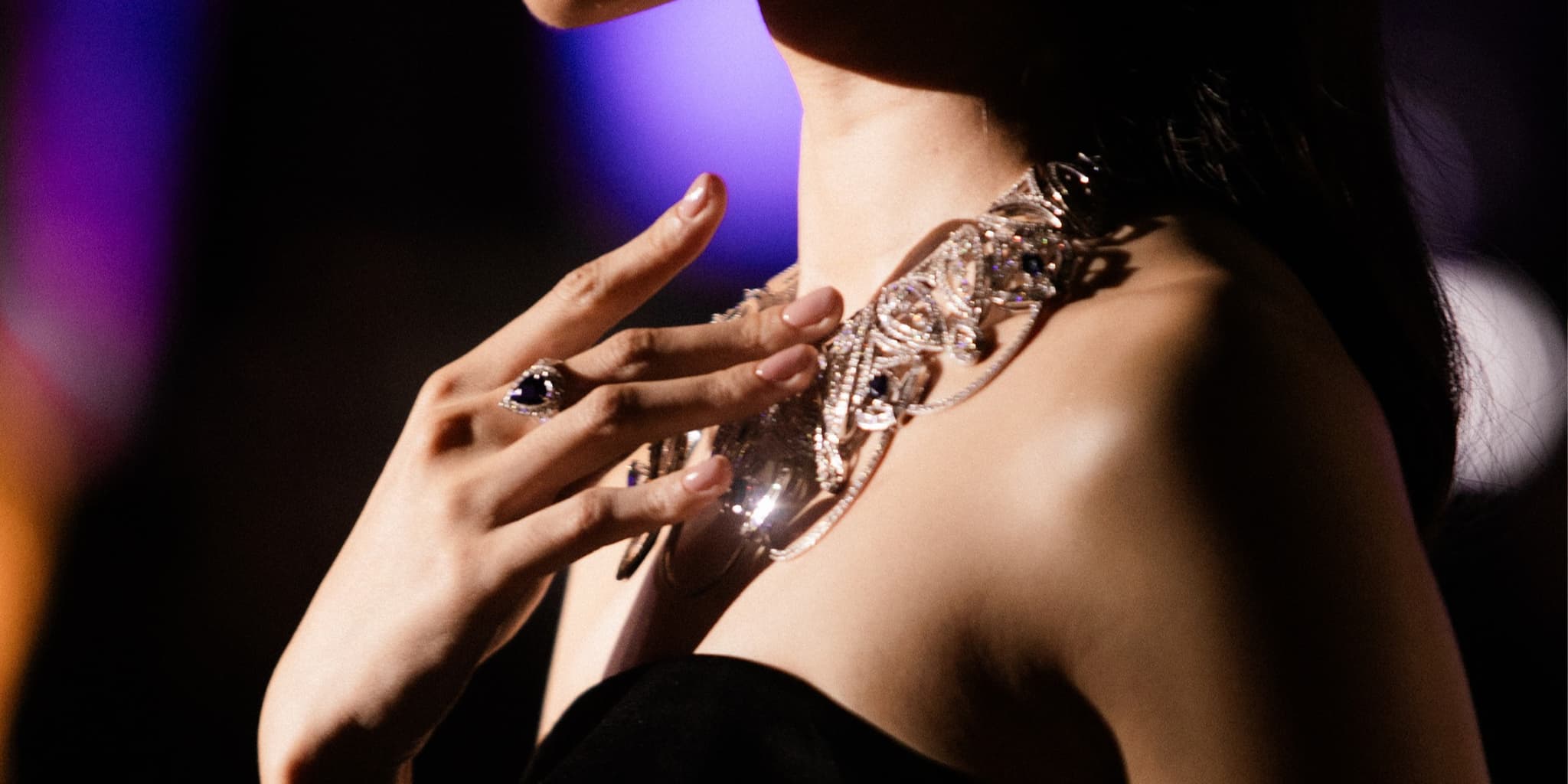 The World She Reigns Upon, Model Cincin Berlian Wanita Terbaru untuk Perempuan Modern