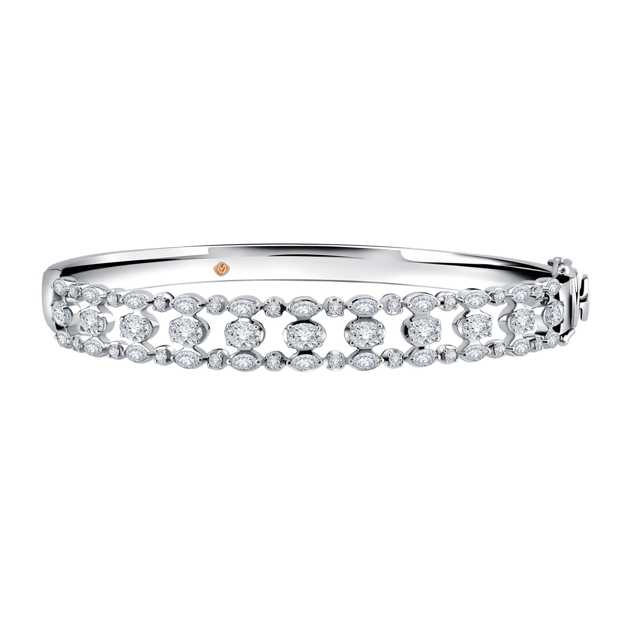 Ketahui Ini Sebelum Memberikan Hadiah Anniversary Pernikahan