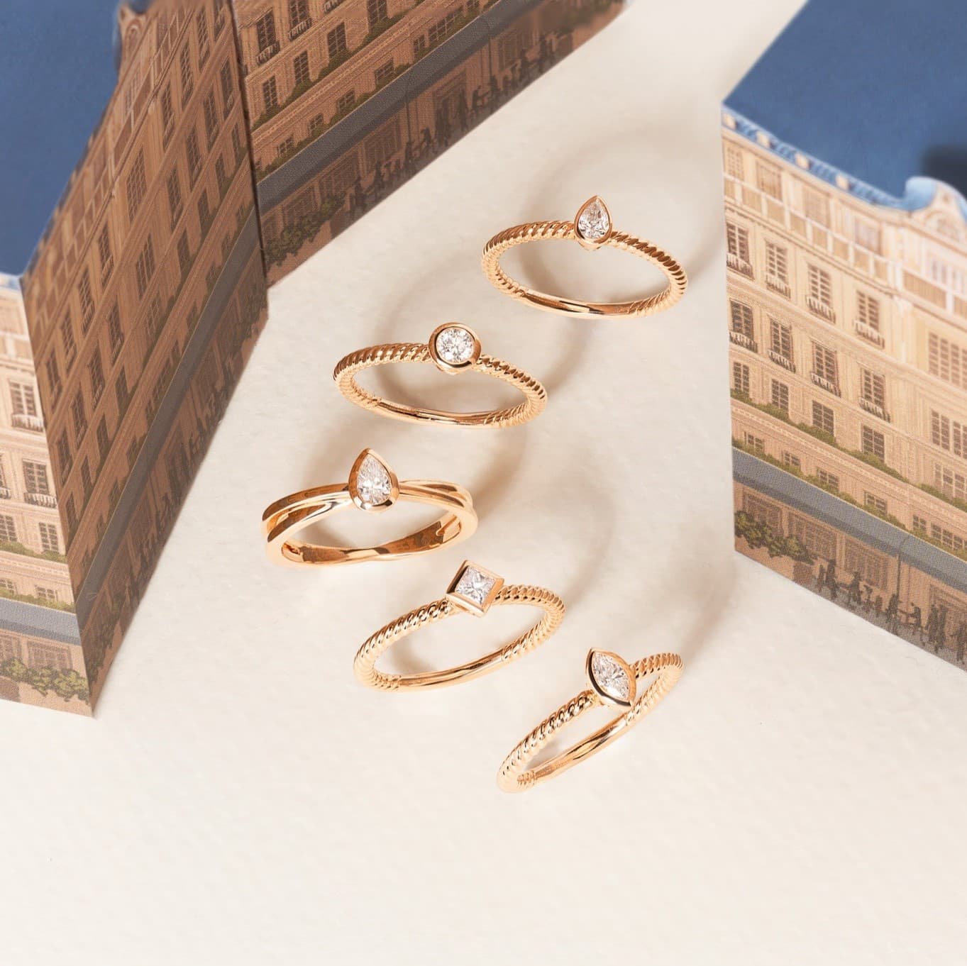 Cincin Tunangan Berlian dengan Fancy Cut