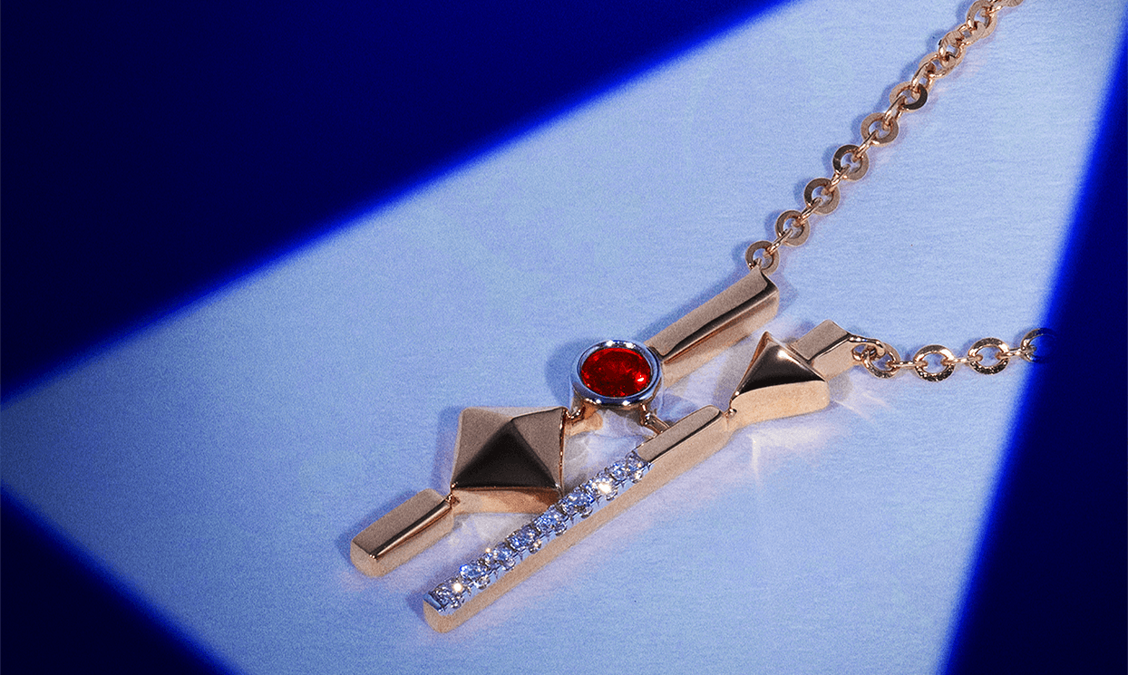 Inspirasi Kalung dengan Liontin yang Standout untuk Pesta