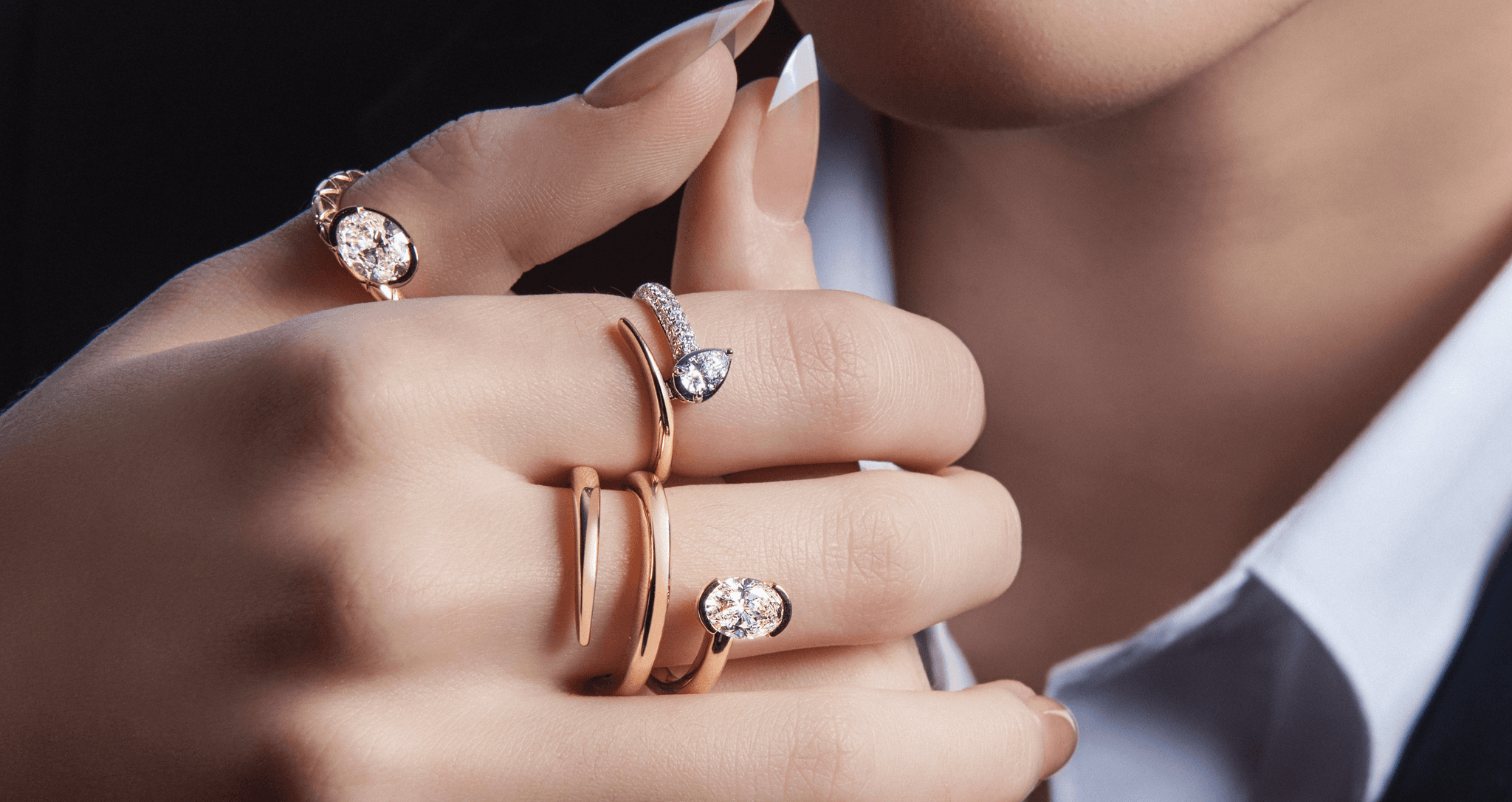 Upgrade Casual Outfit Lebih Unique dengan Mix and Match Diamond Jewellery