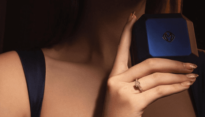 Cari Tahu Lebih Dalam tentang Gelang Berlian Berbeda & Tips Memilihnya