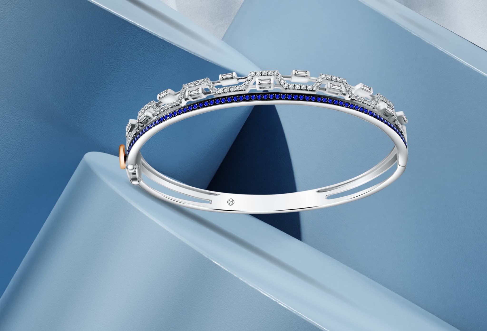 4 Tips Tampil Modern dengan Diamond Bangles yang Timeless