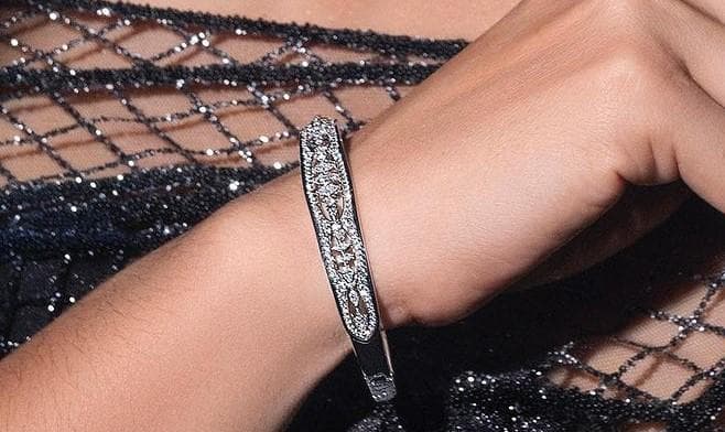 Mau Tambah Koleksi Perhiasan? Pilih Gelang Emas Model Terbaru dengan Berlian Ini